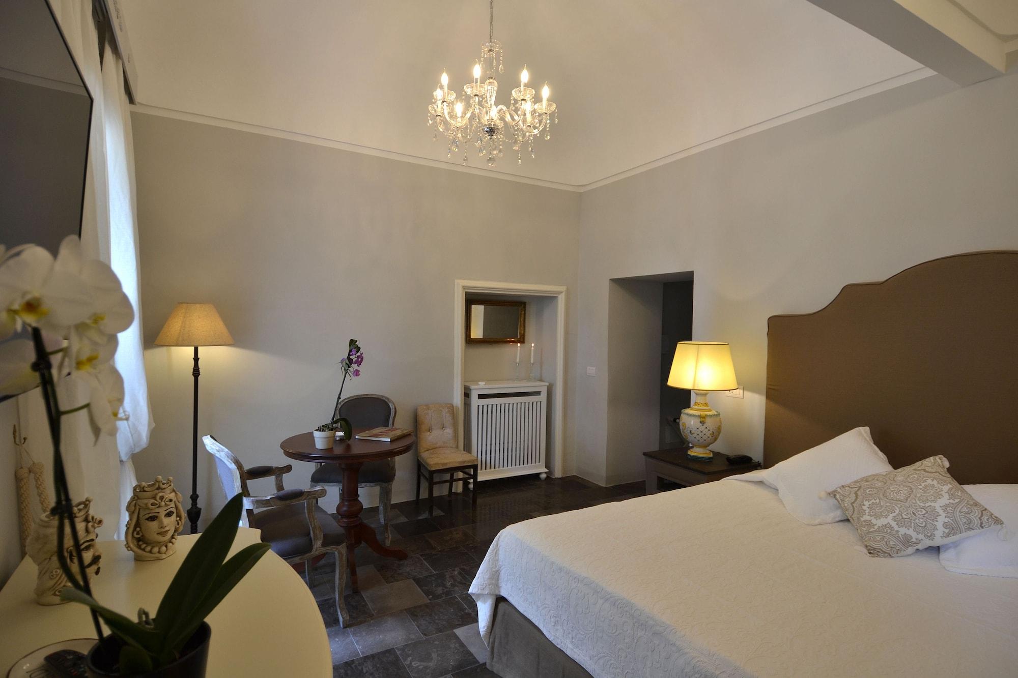 Gagliardi Boutique Hotel 4*